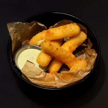 Сырные палочки с соусом тартар