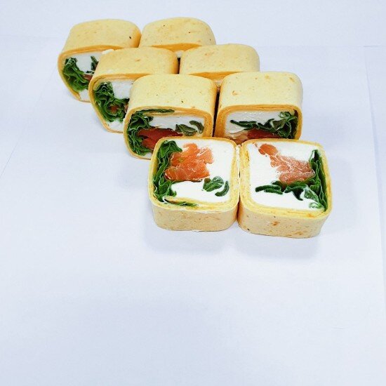 Тортилья с копченным лососем