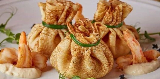 Мешочки с лососем