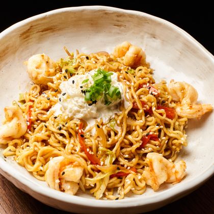 Лапша Рамен с тигровыми креветками