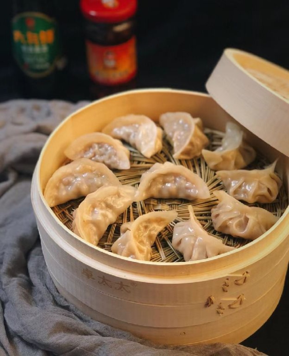 酸菜蒸饺12个 / пельмени с квашеной капустой на пару