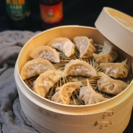 酸菜蒸饺12个 / пельмени с квашеной капустой на пару