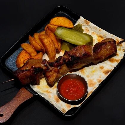 Шашлык из свинины с картофельными дольками