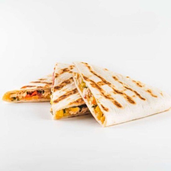 Кесадилья с курицей и грибами