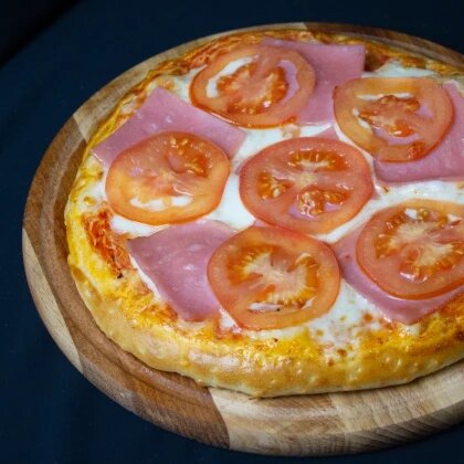 Пицца «Ветчина Помидоры»