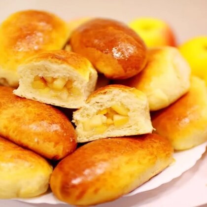 Мини-пирожки с яблоком