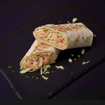 Шаурма с креветками и сыром