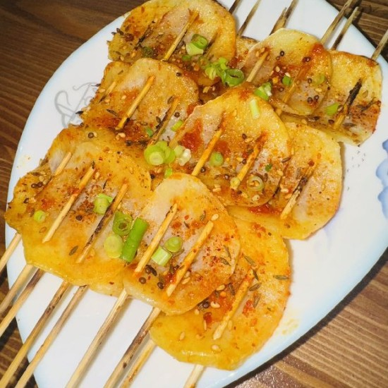 烤土豆片5串 / жареный картофель на шпажках