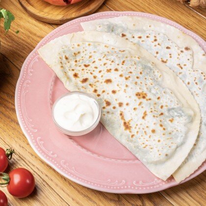 Кутабы с сыром и зеленью