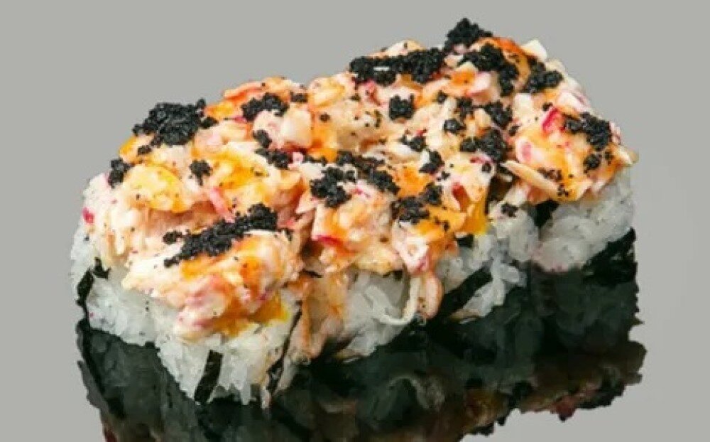 Ролл с манго и крабовым муссом  (8 шт)