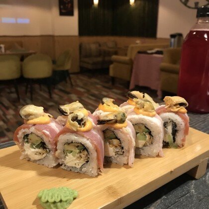 Запеченный ролл мидии в беконе