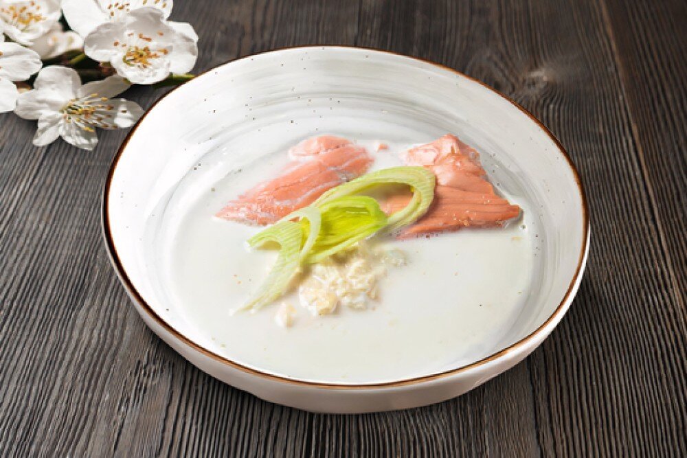 Суп сливочный с лососем