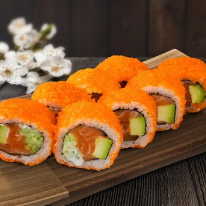 Ролл Калифорния с лососем