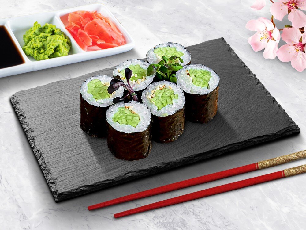 ролл с огурцом