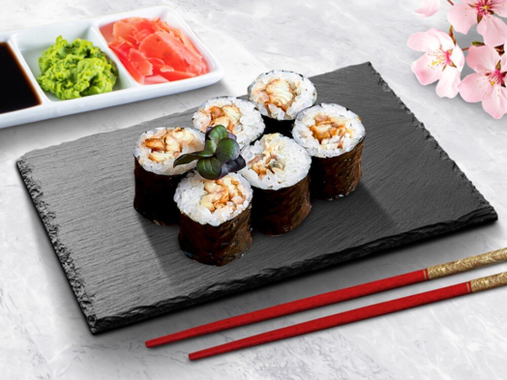 ролл с угрем