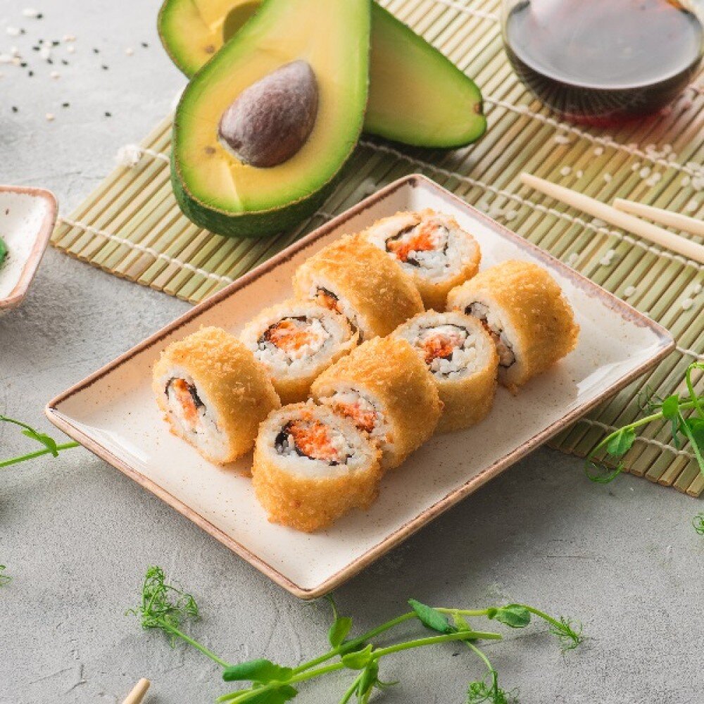 Теплый с угрем и мясом краба