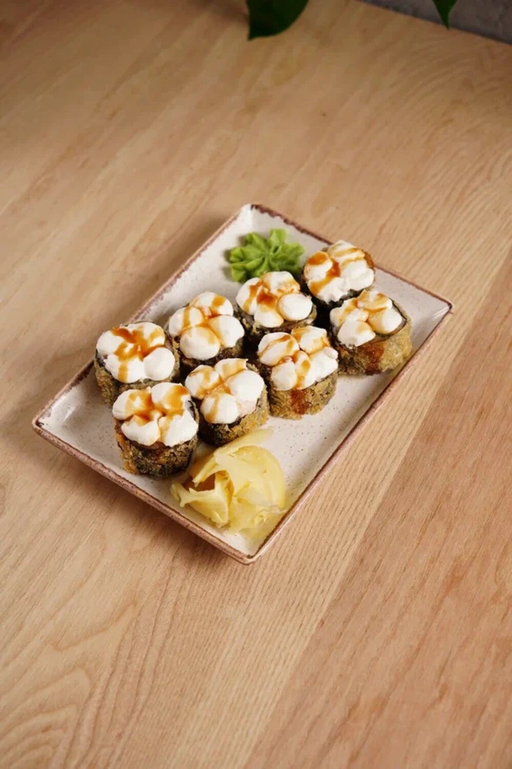 Горячий с крабом и лососем