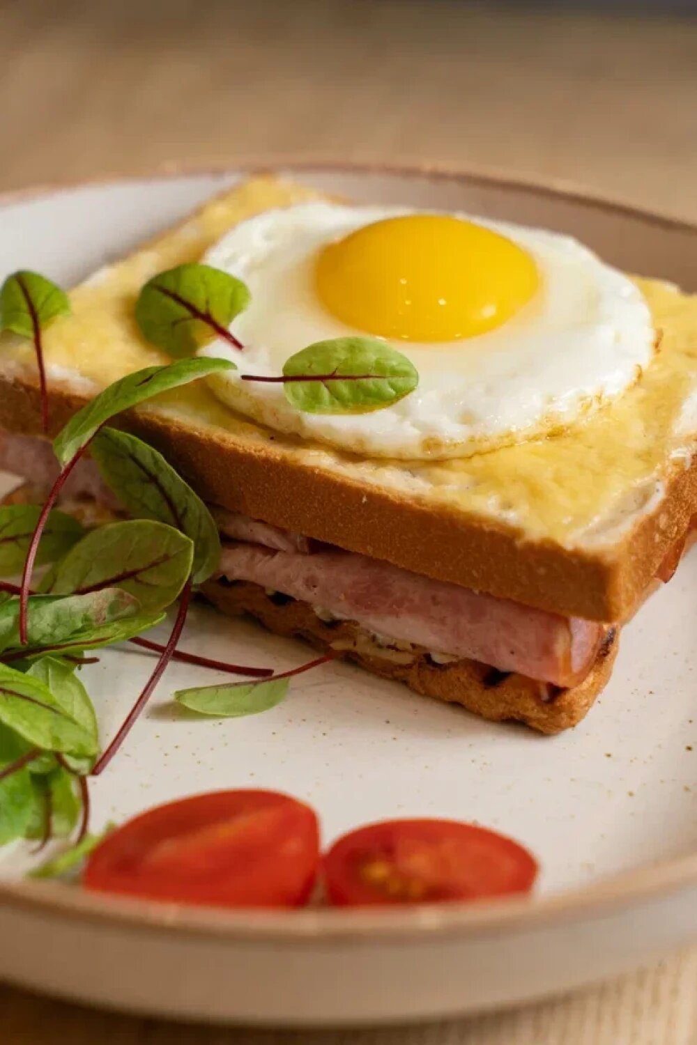 Крок-Мадам с ветчиной