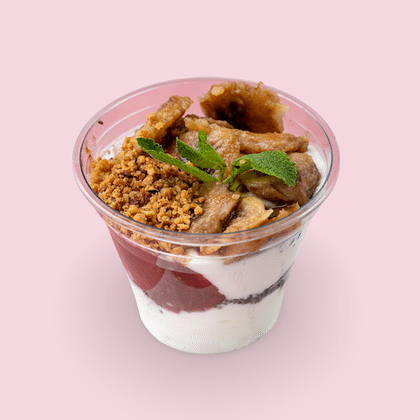 Йогурт домашний с клубничным компоте