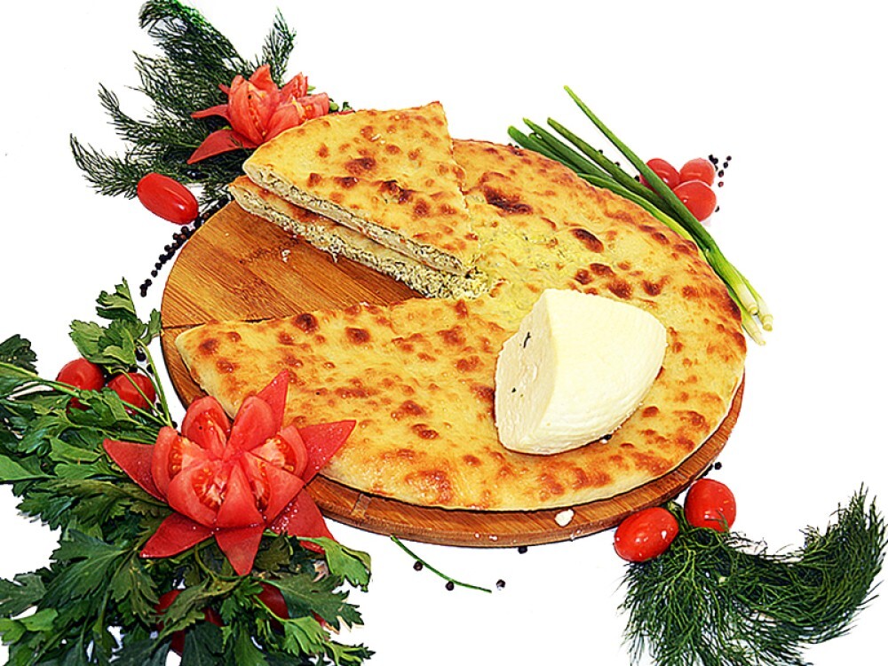 С СЫРОМ И ЗЕЛЕНЬЮ