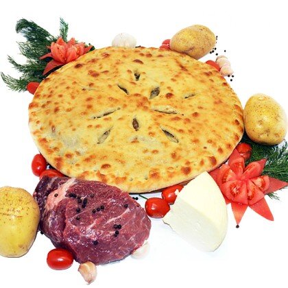 С КАРТОФЕЛЕМ И МЯСОМ