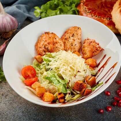 Цезарь с курицей