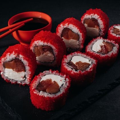 Калифорния с копчёной сёмгой