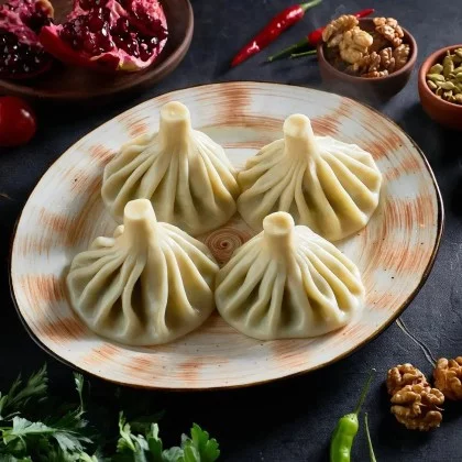 Грузинские хинкали с сыром сулугуни