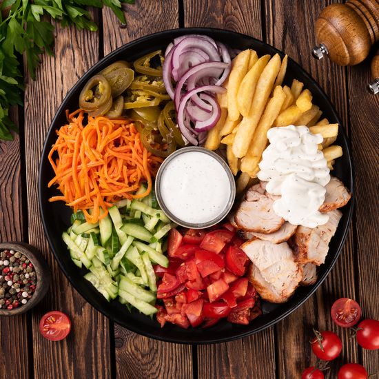 Шаверма на тарелке «Цезарь»