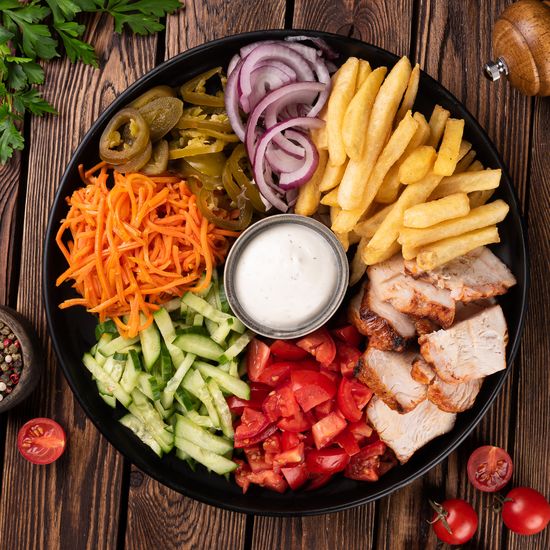 Шаверма на тарелке двойная курица