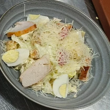 Цезарь с курицей