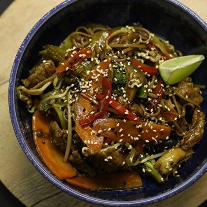 Вок со свининой