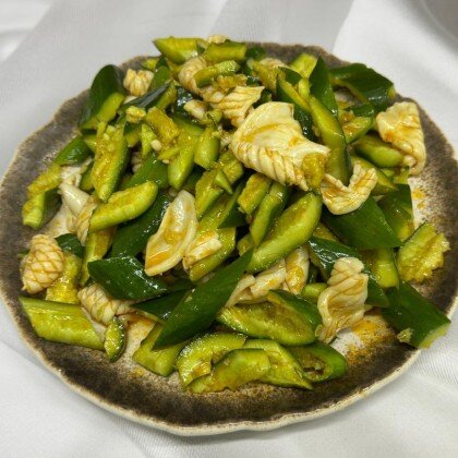 7. Кальмар с огурцом