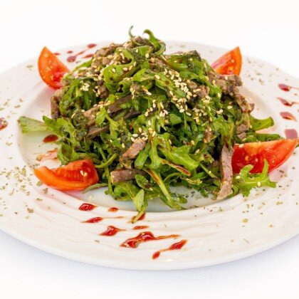 Руккола с говяжьим языком