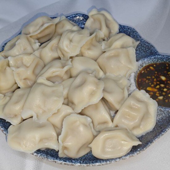 95. Пельмени со свининой отварные