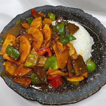 105. Говядина с картофелем и рисом