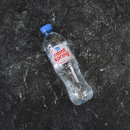 Вода без газа Святой источник