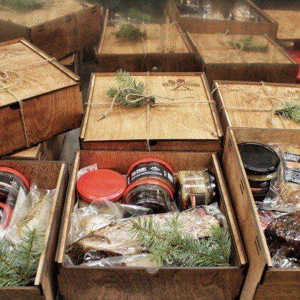 Подарочный бокс (средний)
Предзаказ за 24 часа.