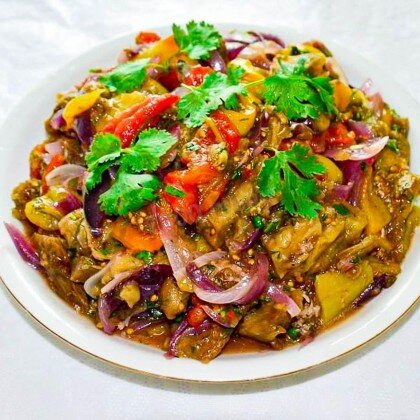 Теплый салат из запеченных овощей