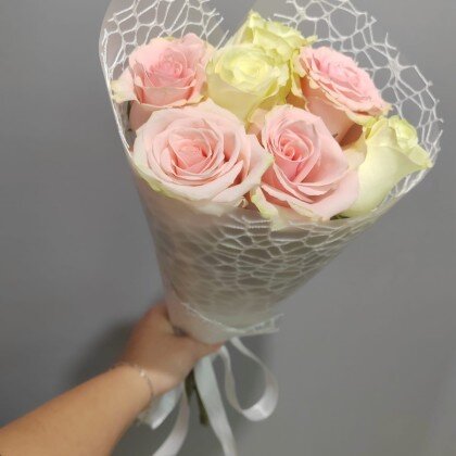 Букет из 7 Роз Эквадор