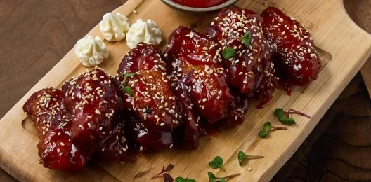 Куриные крылья в кисло-сладком соусе