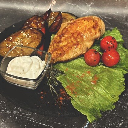 Куриное филе с овощами