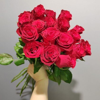 Букет из 17 Красных Роз