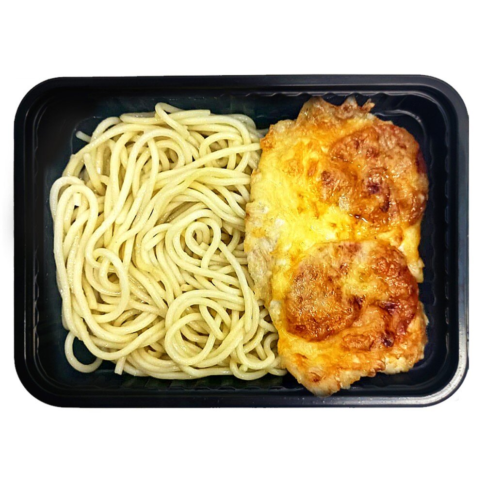 Отбивная из куриного филе со спагетти