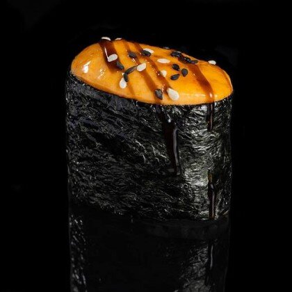 Гунканы с крабом