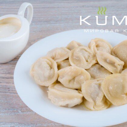 Пельмени со сметаной