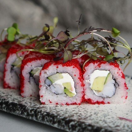 Ролл «Калифорния» с креветкой