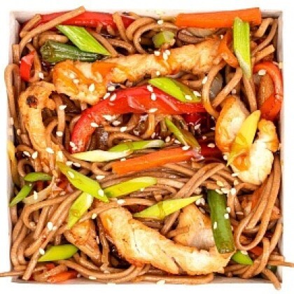 Лапша гречневая с курицей