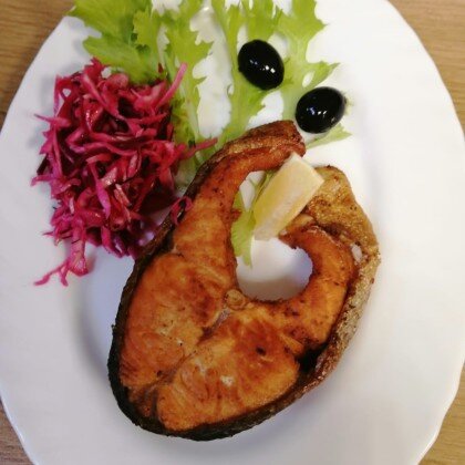 Стейк из семги на гриле