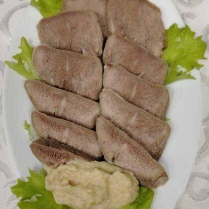 Язык с хреном